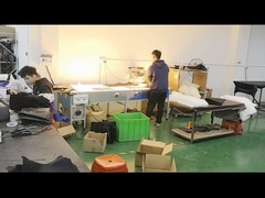 Pengisi daya portabel panel surya 200W lipat 5V USB Output Disesuaikan